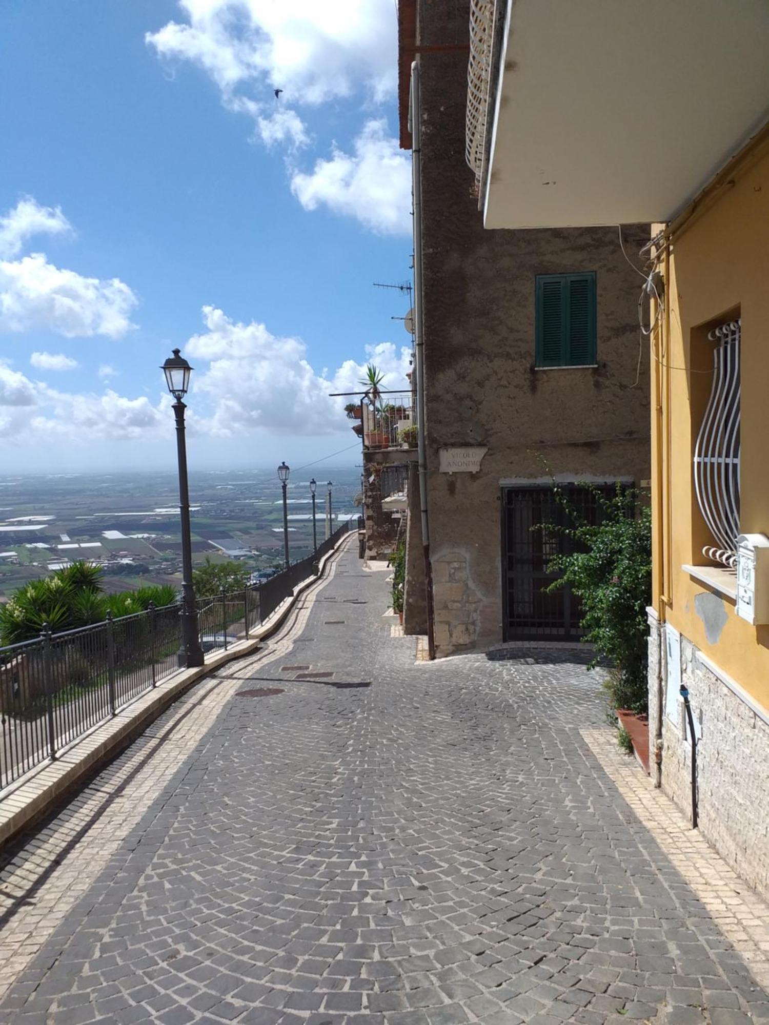 La Casa Di Lina Apartment Sezze Exterior photo